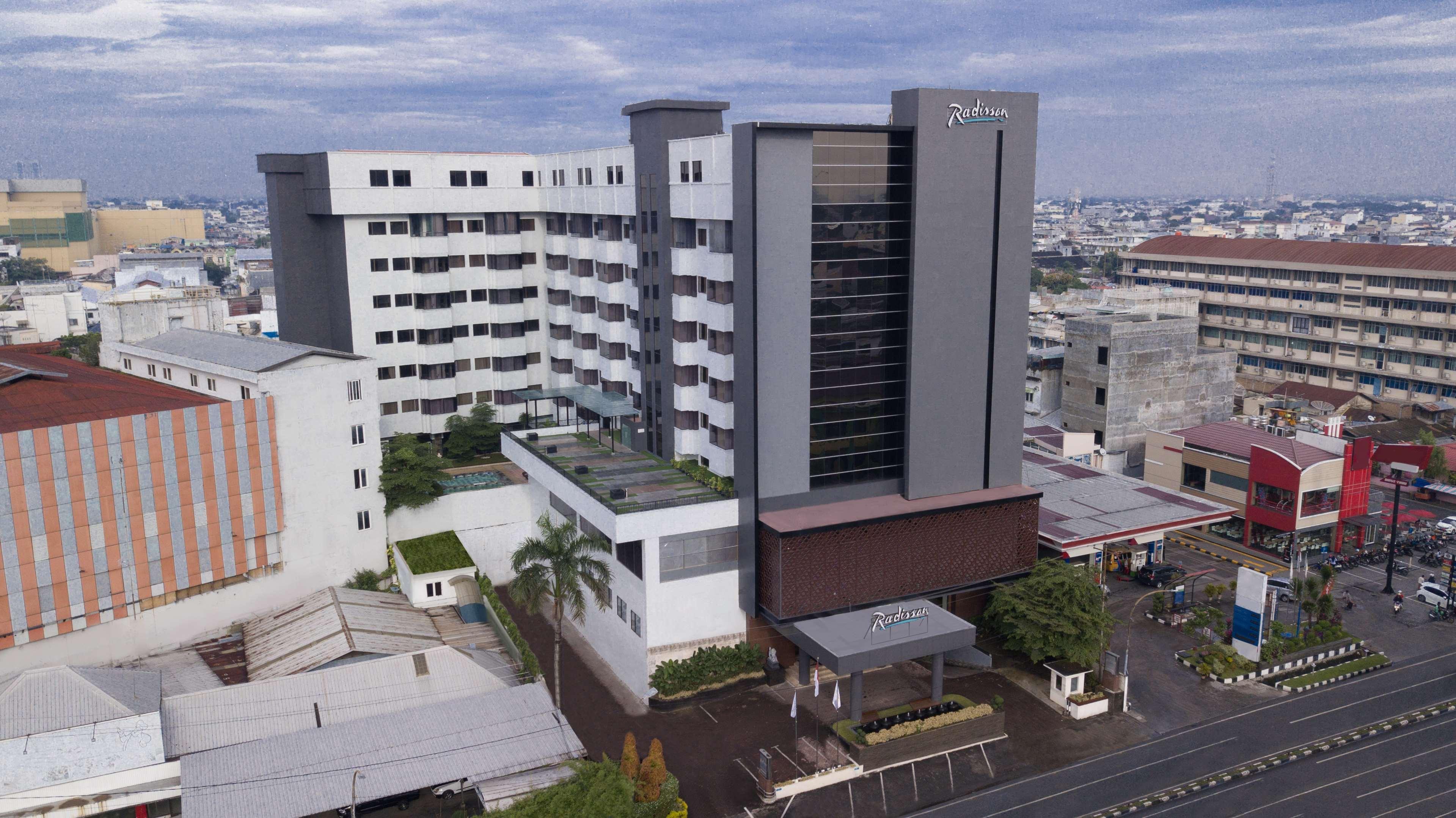 Aiho Hotel Medan Dış mekan fotoğraf