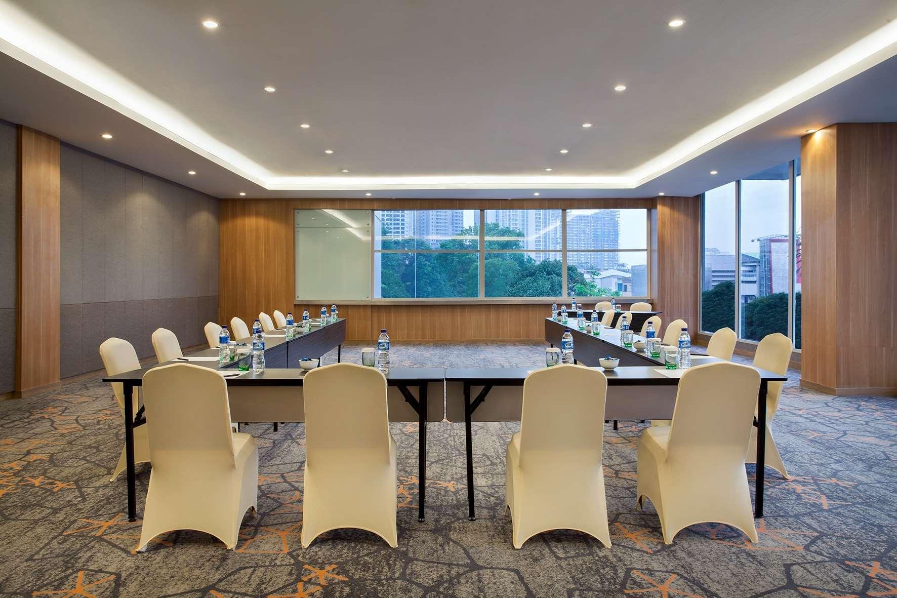 Aiho Hotel Medan İş olanakları fotoğraf