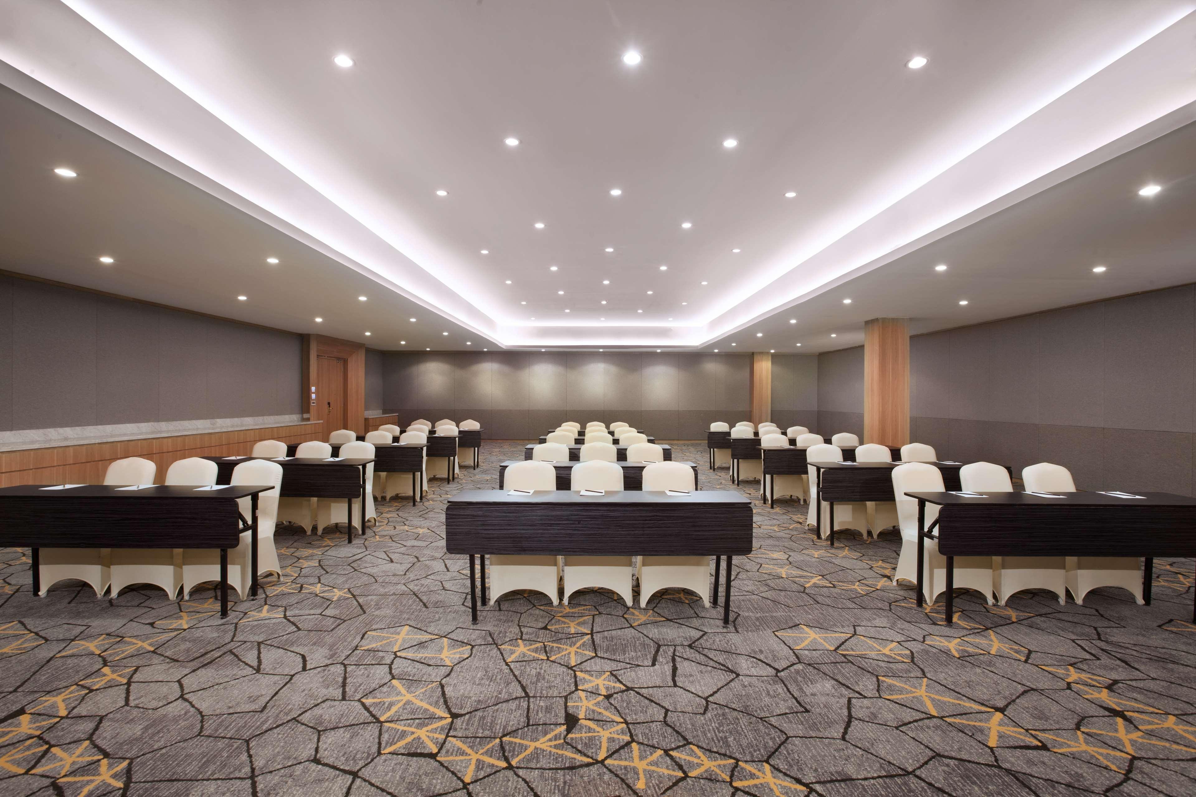 Aiho Hotel Medan Dış mekan fotoğraf